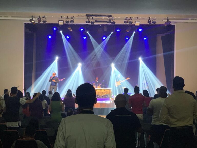 ILUMINACAO PALCO SHOW GOSPEL